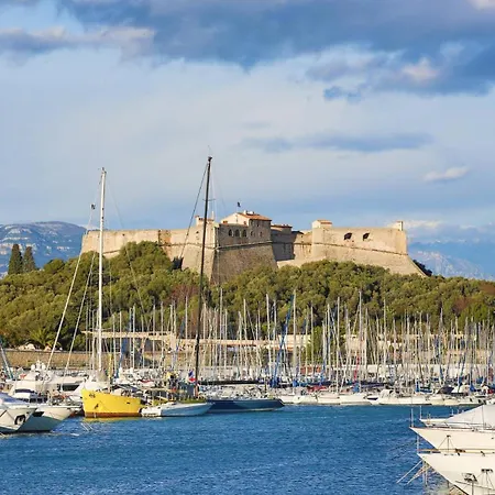 Appartement Le Carre D Or Antibes