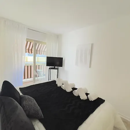 Le Carre D Or Apartament *